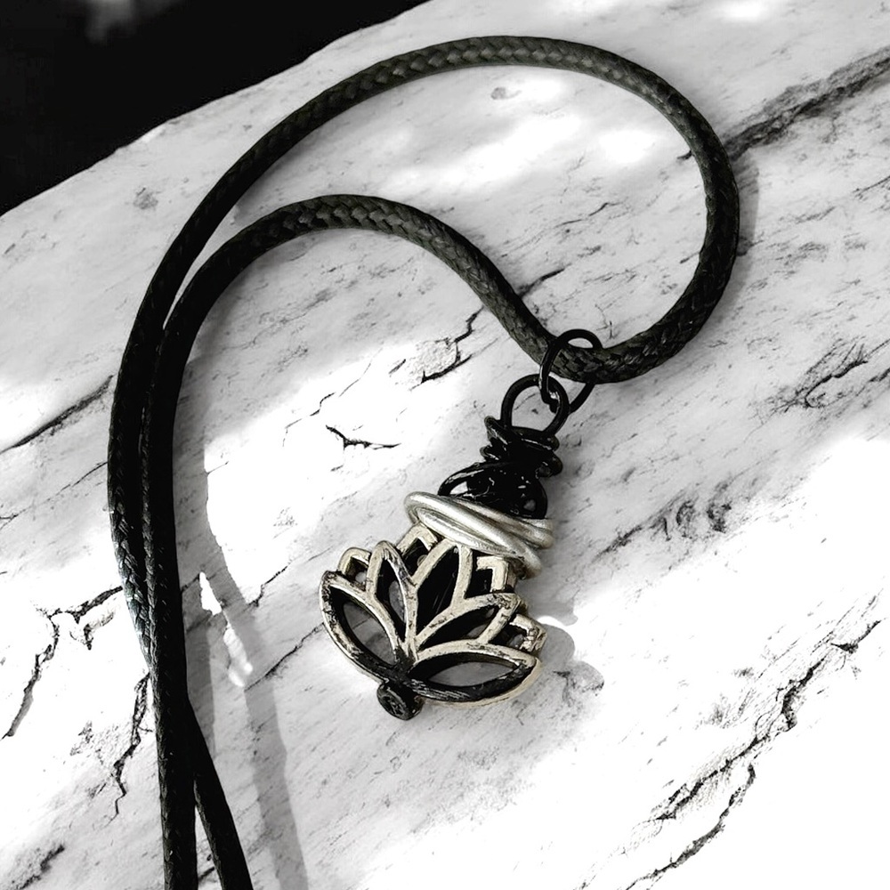 5 For $25💫Alternative Lotus Flower Zen Pendant Necklace